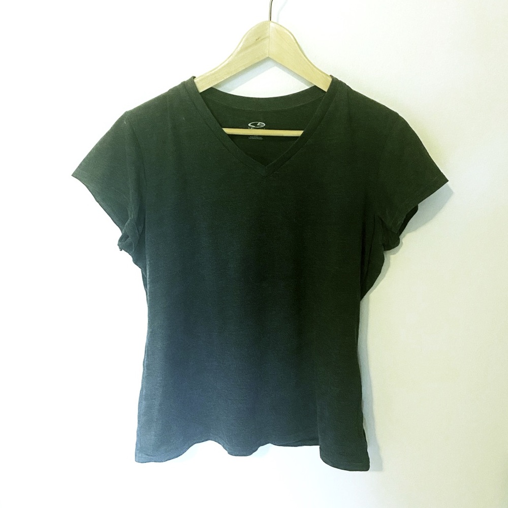 C9 by Champion Loose Women’s Charcoal Gray V-neck Shirt